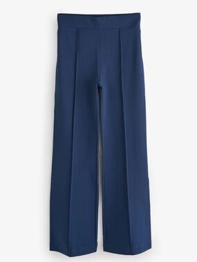SPANX SPANXsupersmooth™ PerfectFit
Ponte Flare Navy Pants Size Small Petite New!